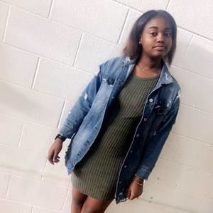 Meet your Posher, Ari